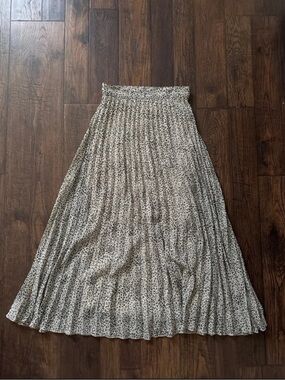 Japna Pleated Maxi Skirt in Cream and Black Leopard